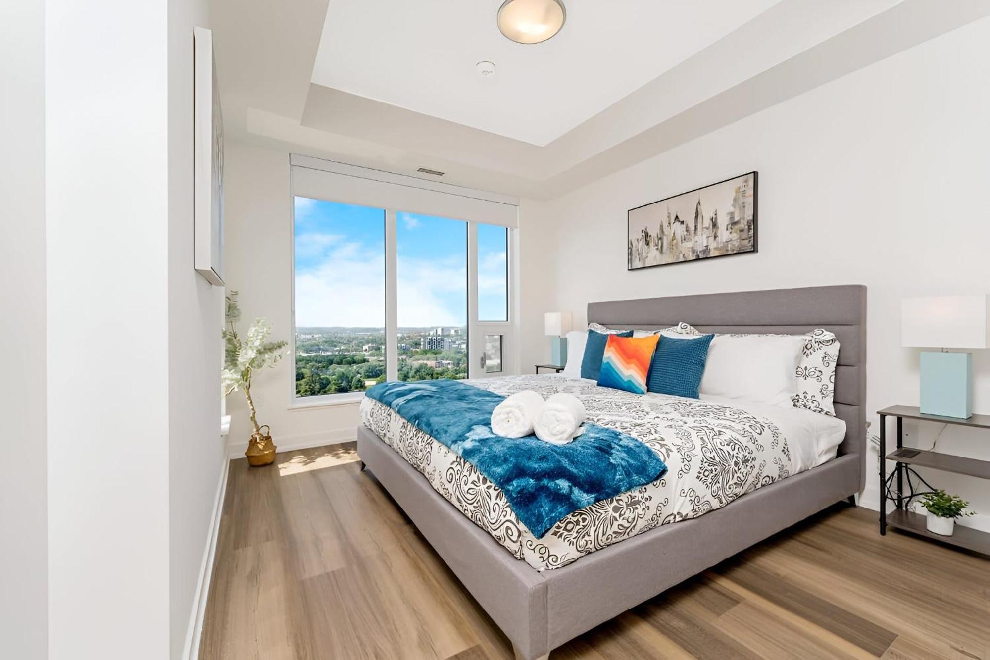 Newly Built Condo With Amazing Views Kitchener Exterior foto
